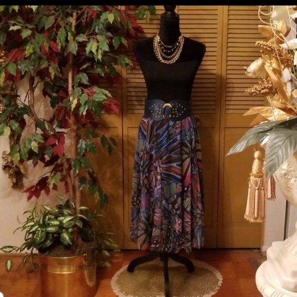 💥Please Share💥Collage of Skirts in my Closet - Picture 3 of 8